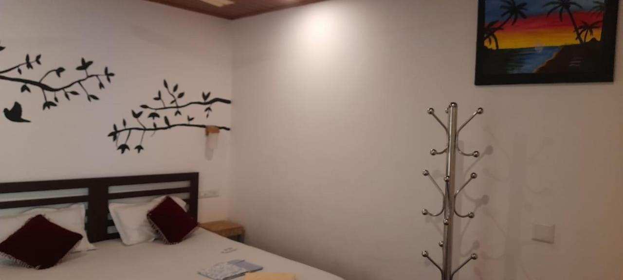Marari Adonis Beach Villa ماراريكولام المظهر الخارجي الصورة