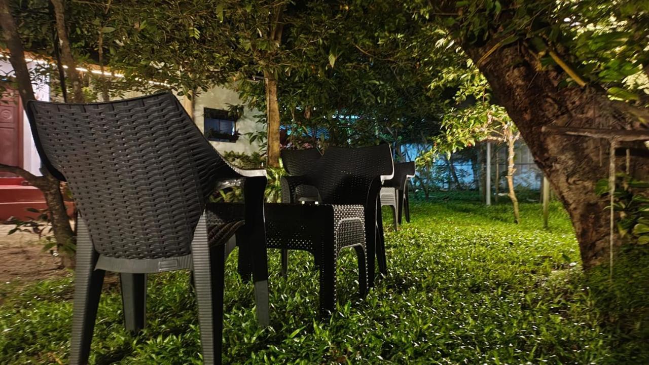 Marari Adonis Beach Villa ماراريكولام المظهر الخارجي الصورة