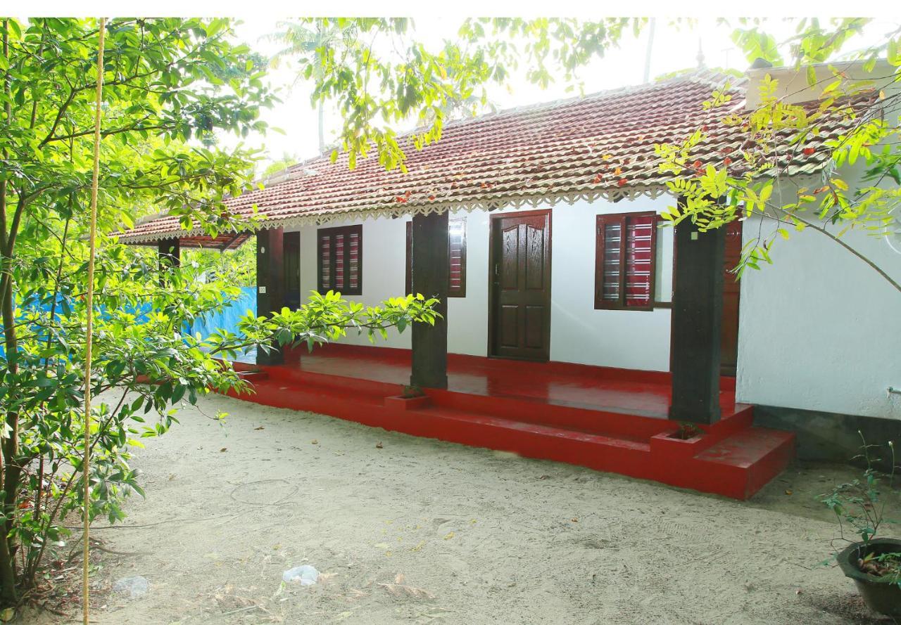 Marari Adonis Beach Villa ماراريكولام المظهر الخارجي الصورة